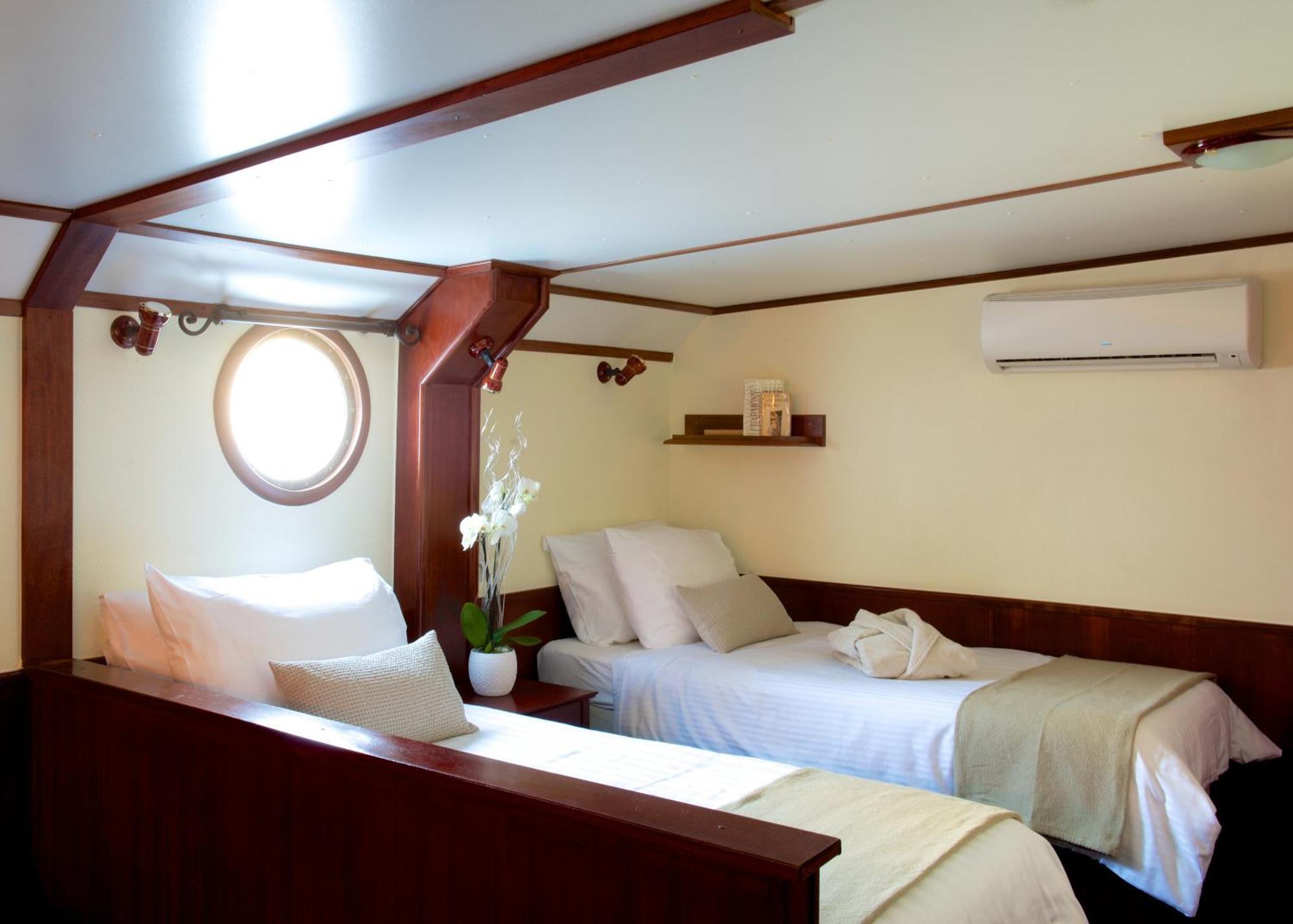 Bateau Hotel A Quai Le Chardonnay 亞維農 客房 照片